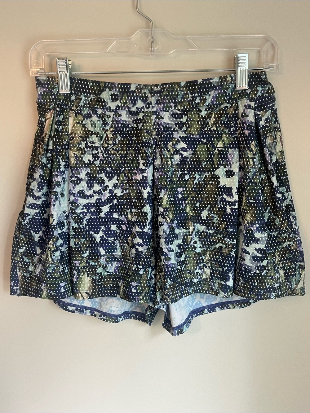 Lululemon Athletica Navy Multi Floral Athletic Shorts